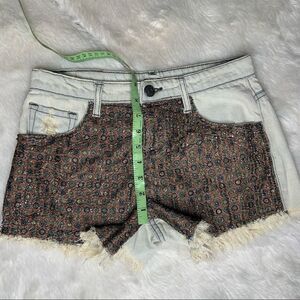 Sz 25 BDG Patterned Bronze Green Shorts